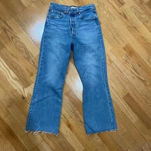 Levi Crop Flare Jeans